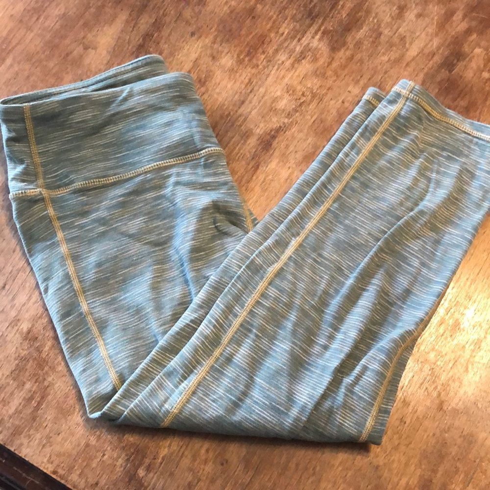 Cropped Athleta Leggings